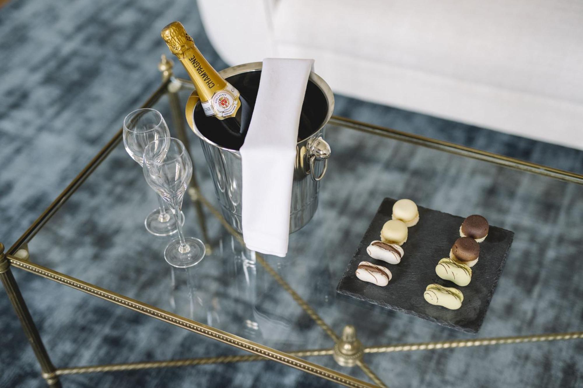 Chateau De L'Aile- Boutique Suites 브베 외부 사진