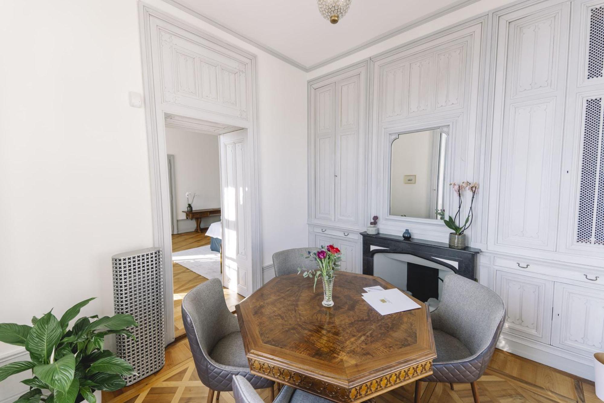 Chateau De L'Aile- Boutique Suites 브베 외부 사진